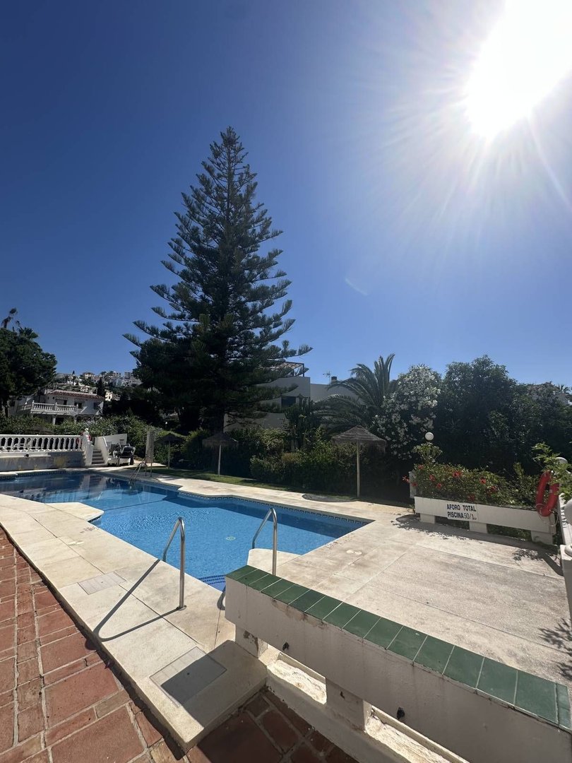 3 Bed Top Floor Apartment in Riviera del Sol