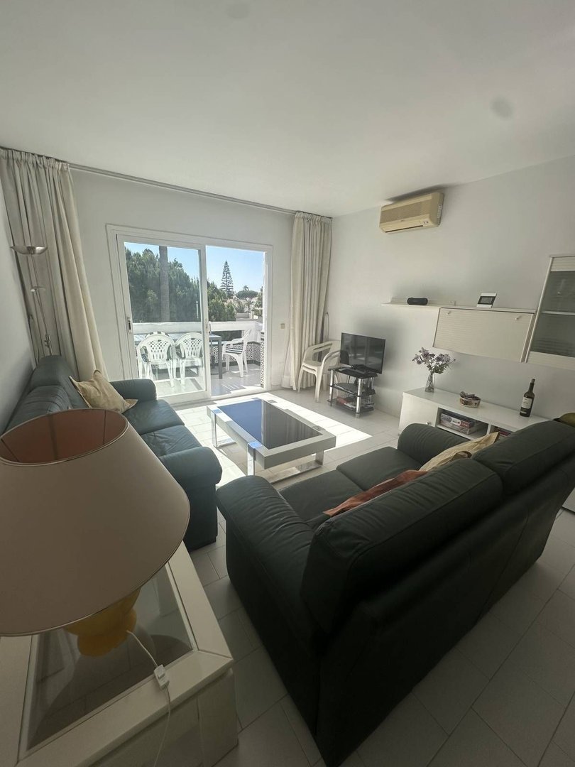 3 Bed Top Floor Apartment in Riviera del Sol