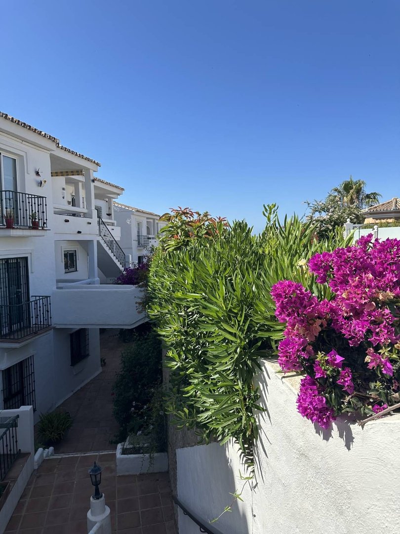 3 Bed Top Floor Apartment in Riviera del Sol