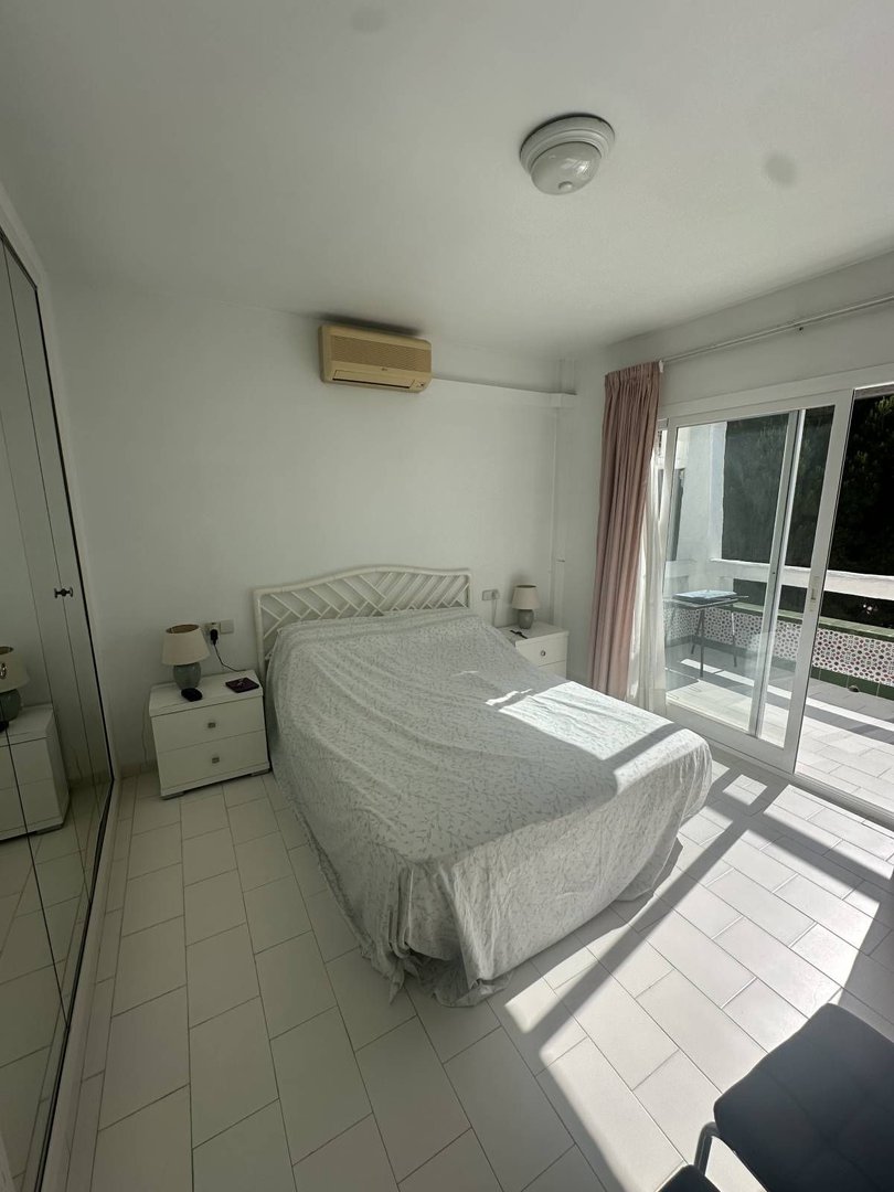 3 Bed Top Floor Apartment in Riviera del Sol