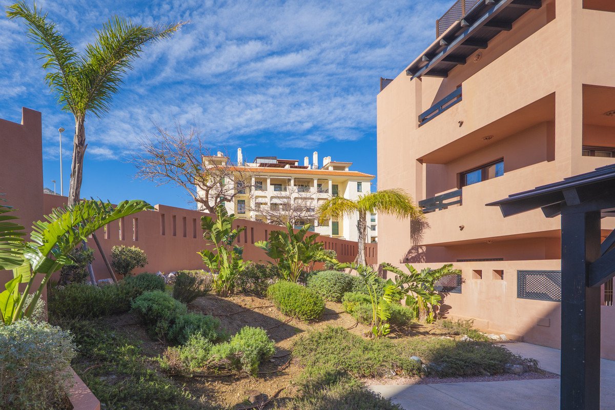 3 Bed Middle Floor Apartment in Arroyo de la Miel