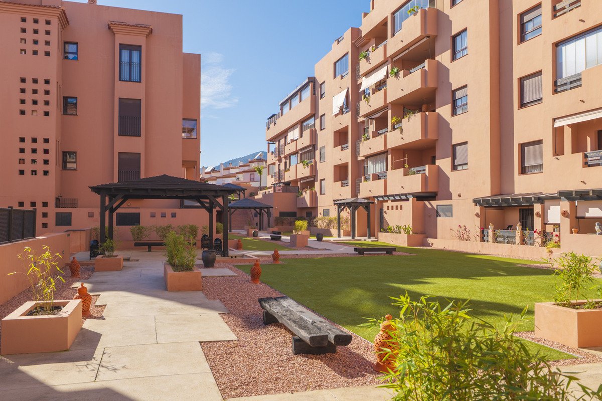 3 Bed Middle Floor Apartment in Arroyo de la Miel