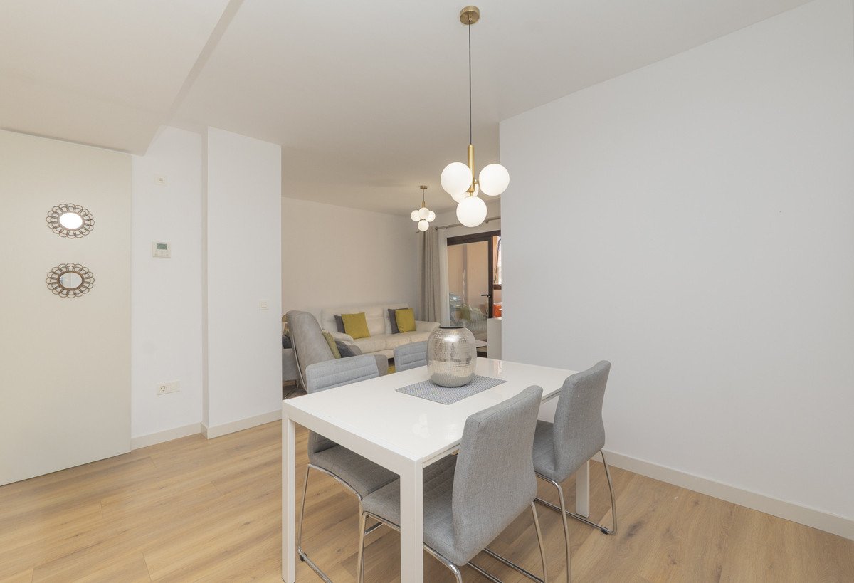 3 Bed Middle Floor Apartment in Arroyo de la Miel