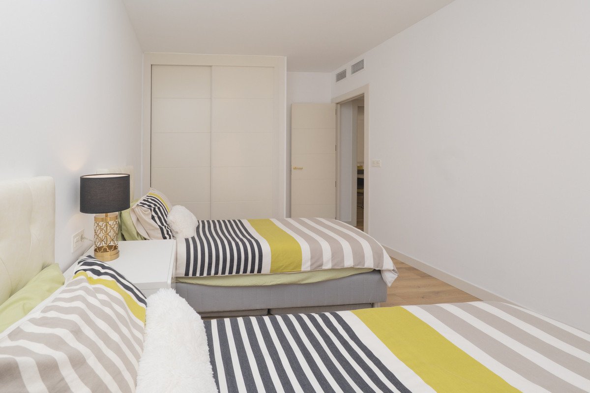 3 Bed Middle Floor Apartment in Arroyo de la Miel