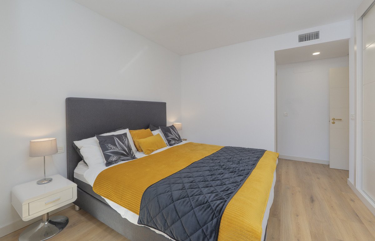 3 Bed Middle Floor Apartment in Arroyo de la Miel