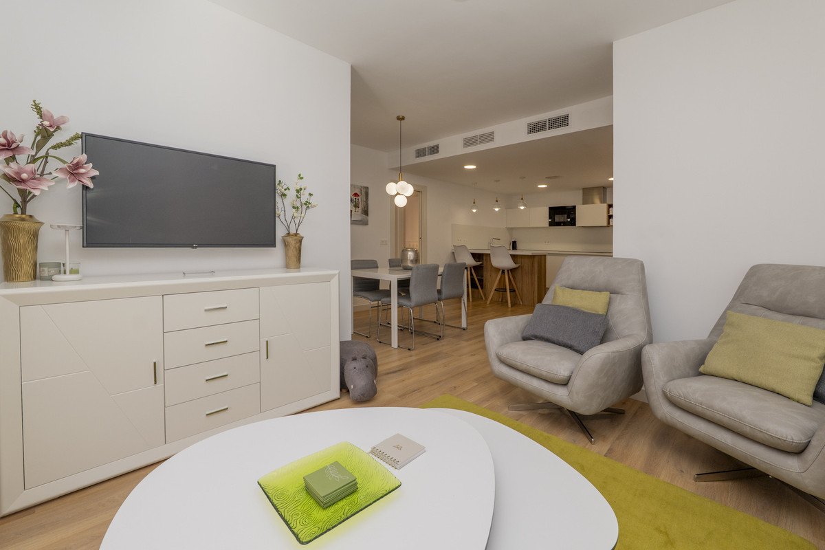 3 Bed Middle Floor Apartment in Arroyo de la Miel