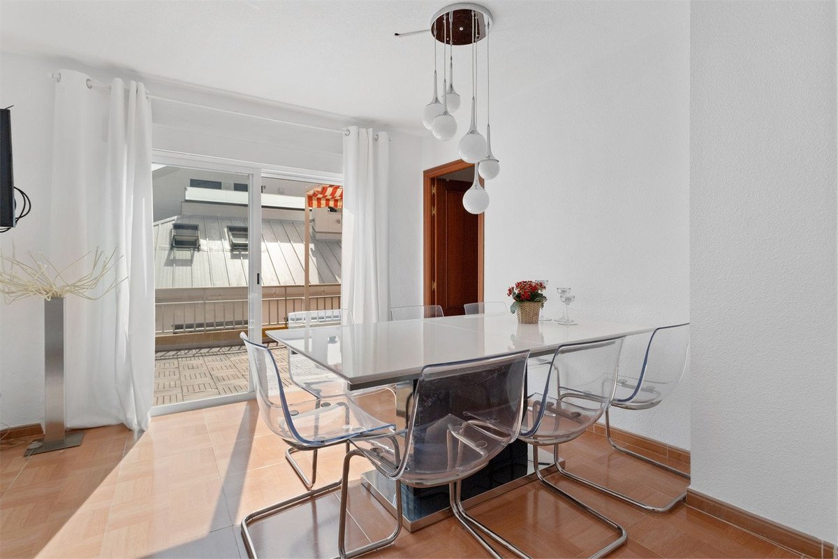 3 Bed Top Floor Apartment in Fuengirola