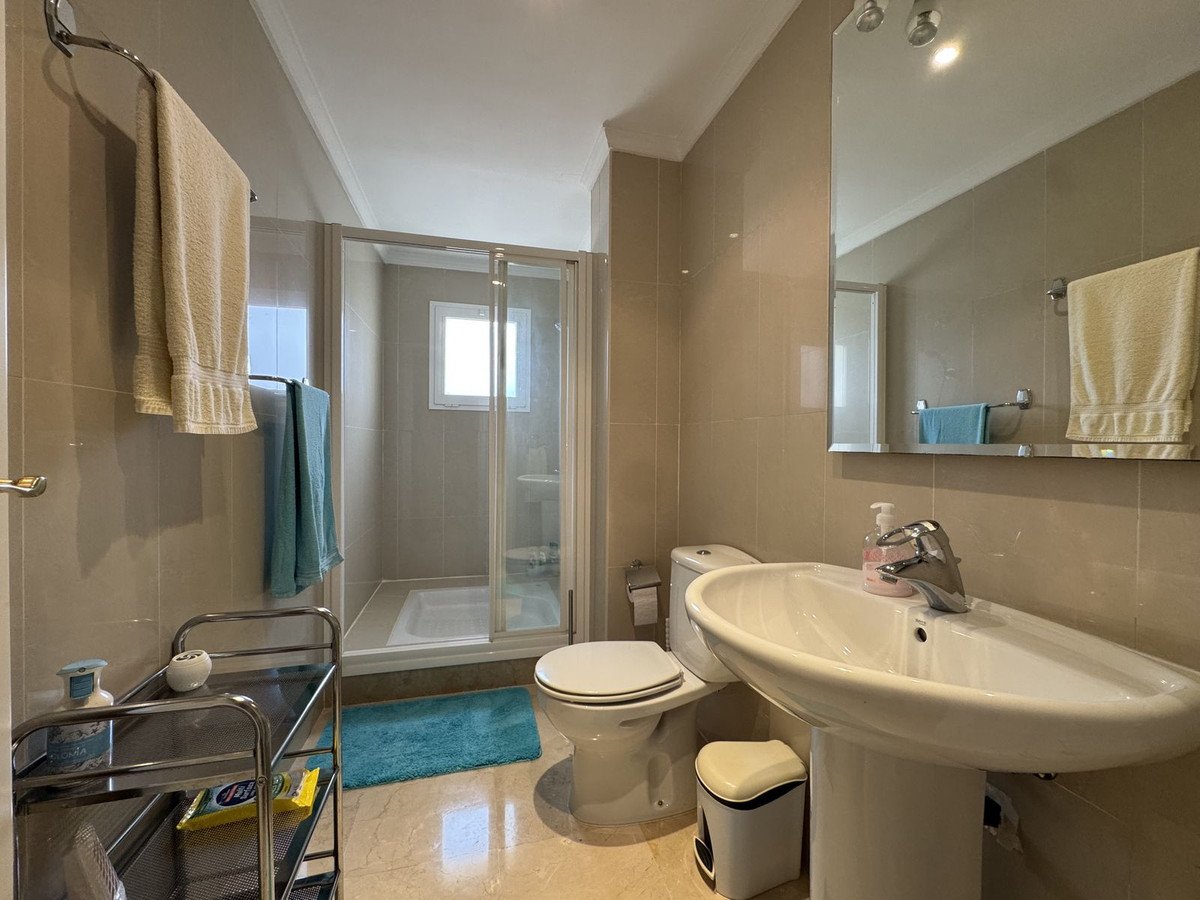 3 Bed Middle Floor Apartment in La Cala Hills