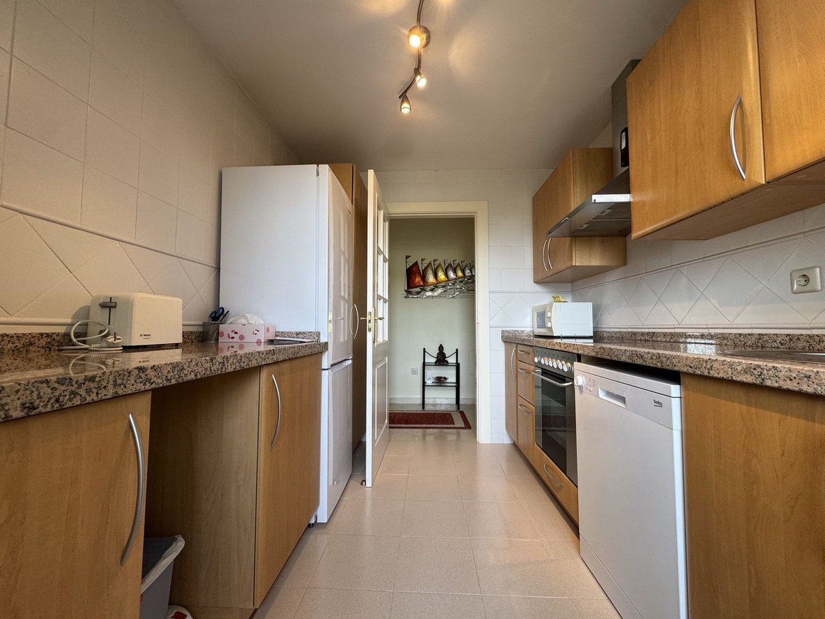 3 Bed Middle Floor Apartment in La Cala Hills