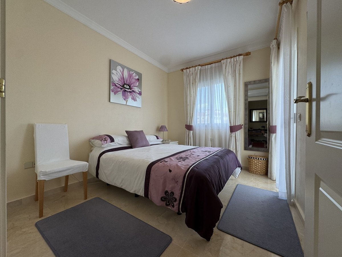 3 Bed Middle Floor Apartment in La Cala Hills