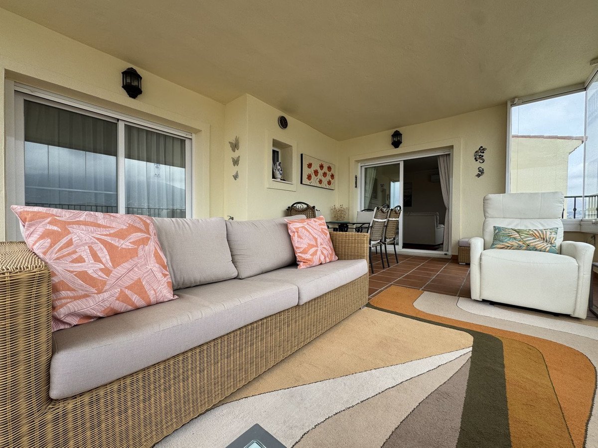 3 Bed Middle Floor Apartment in La Cala Hills