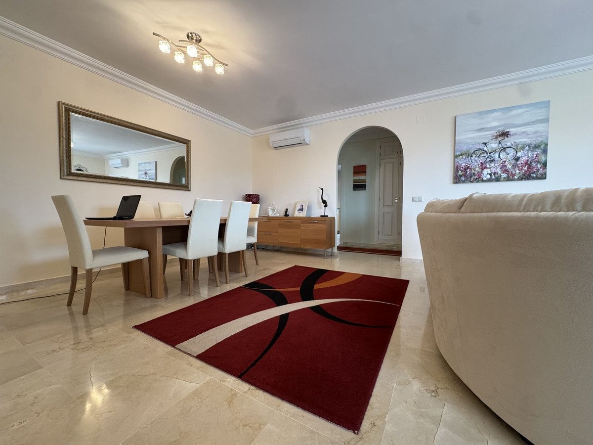 3 Bed Middle Floor Apartment in La Cala Hills