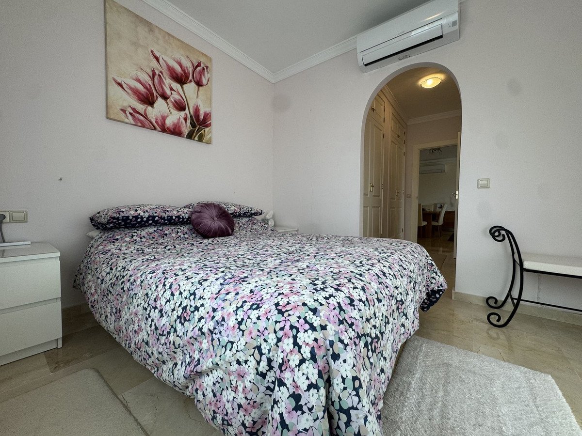 3 Bed Middle Floor Apartment in La Cala Hills