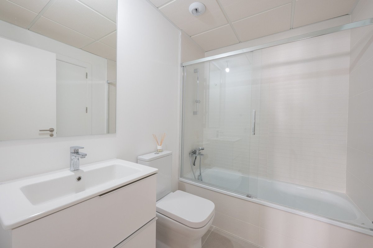 2 Bed Ground Floor Apartment in Estepona