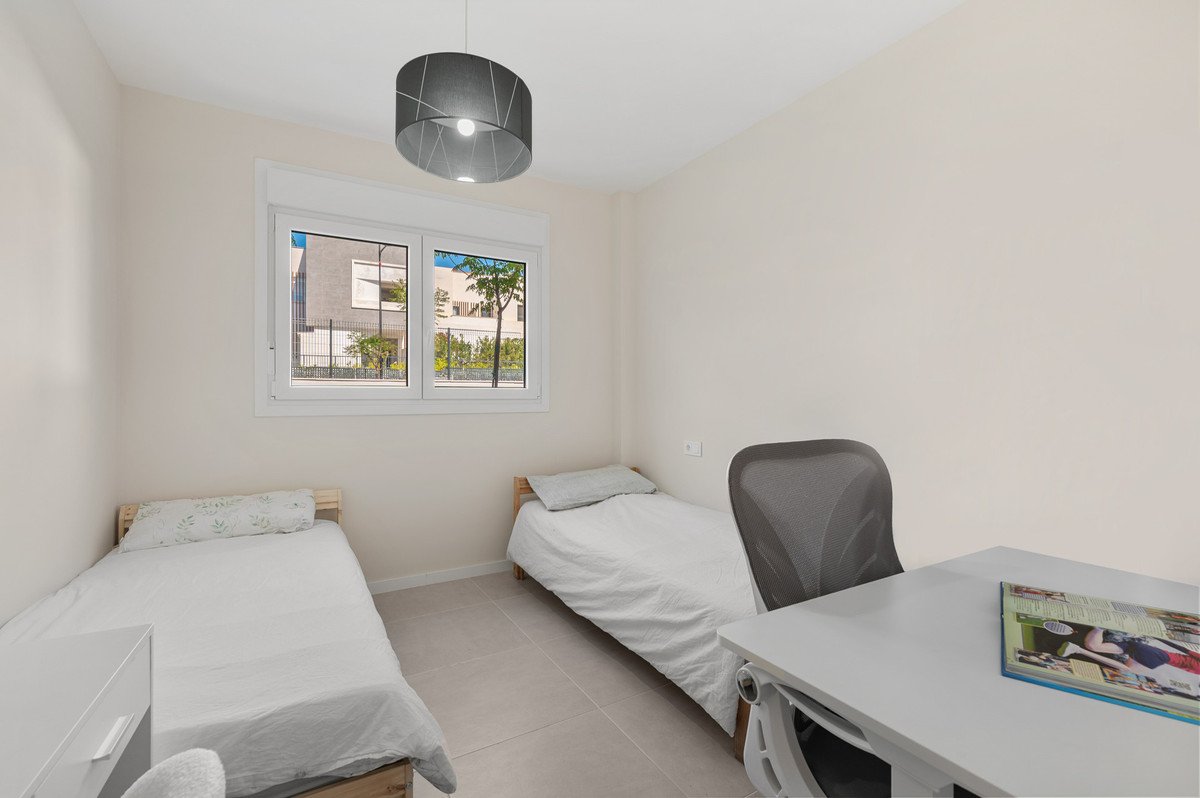 2 Bed Ground Floor Apartment in Estepona