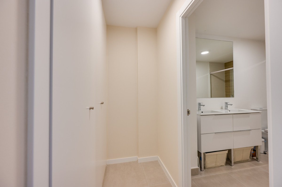 2 Bed Ground Floor Apartment in Estepona