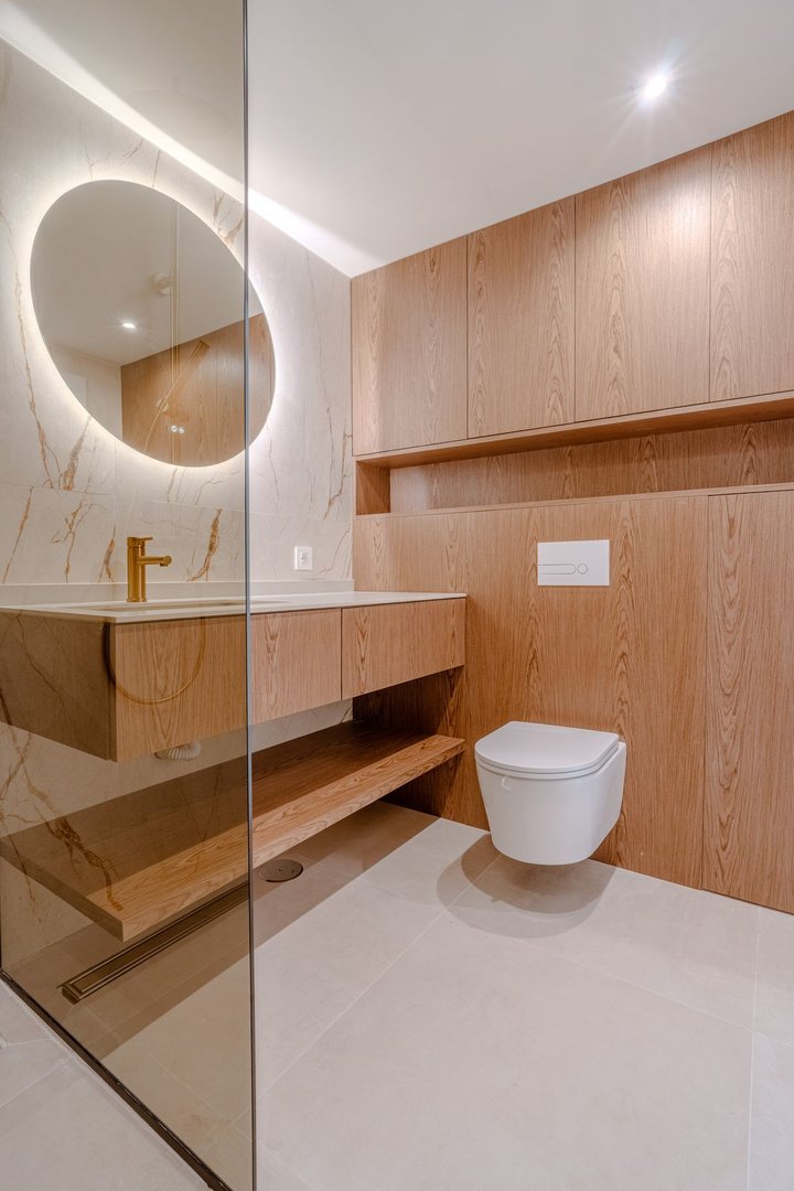 2 Bed Middle Floor Apartment in Nueva Andalucía