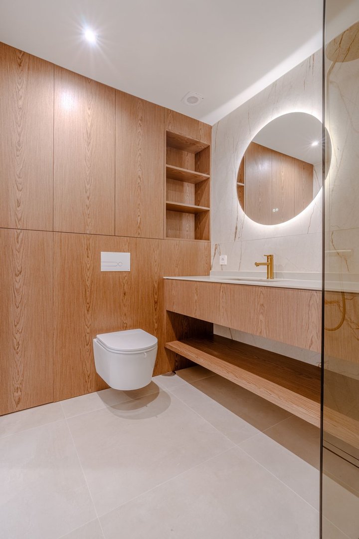 2 Bed Middle Floor Apartment in Nueva Andalucía