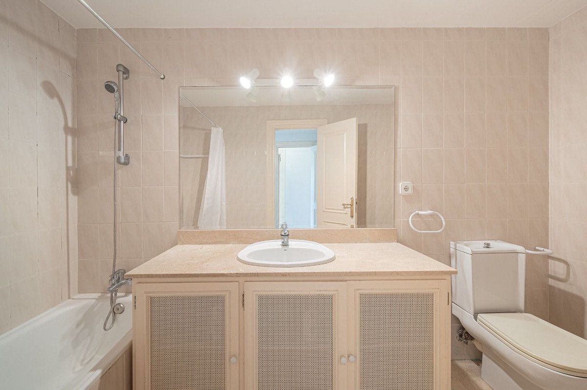 4 Bed Townhouse in La Quinta