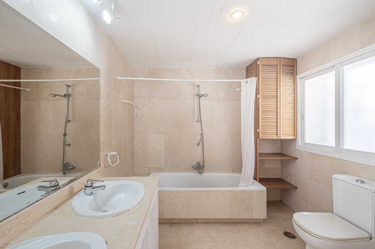 4 Bed Townhouse in La Quinta