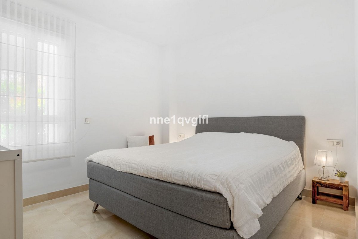 3 Bed Ground Floor Apartment in Benahavís