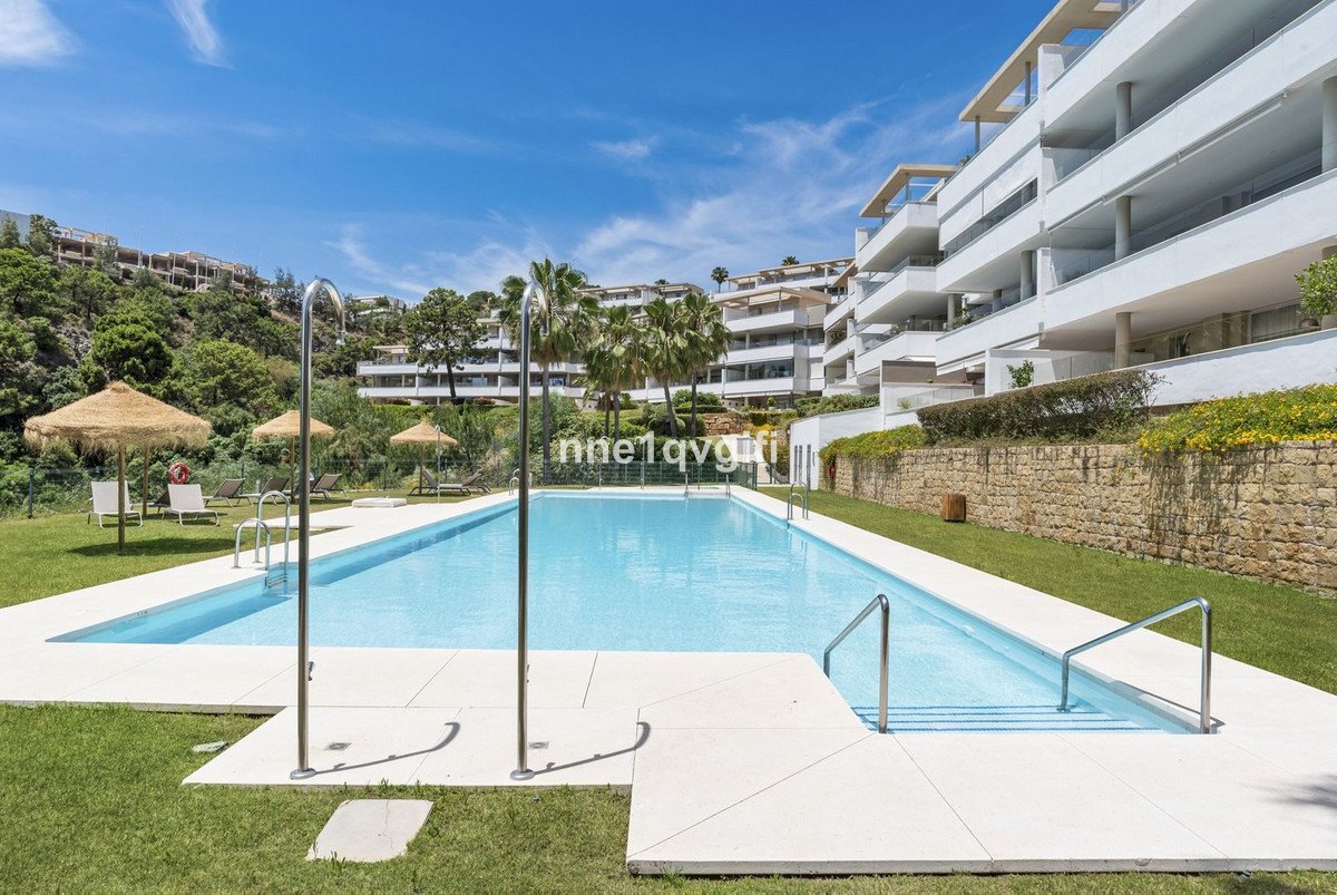 3 Bed Ground Floor Apartment in Benahavís