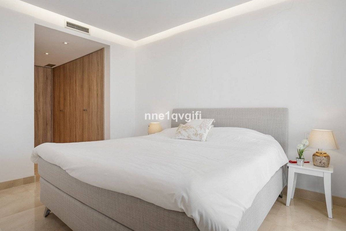 3 Bed Ground Floor Apartment in Benahavís