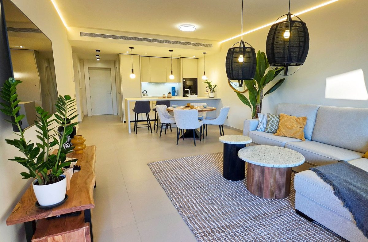 2 Bed Ground Floor Apartment in Higueron