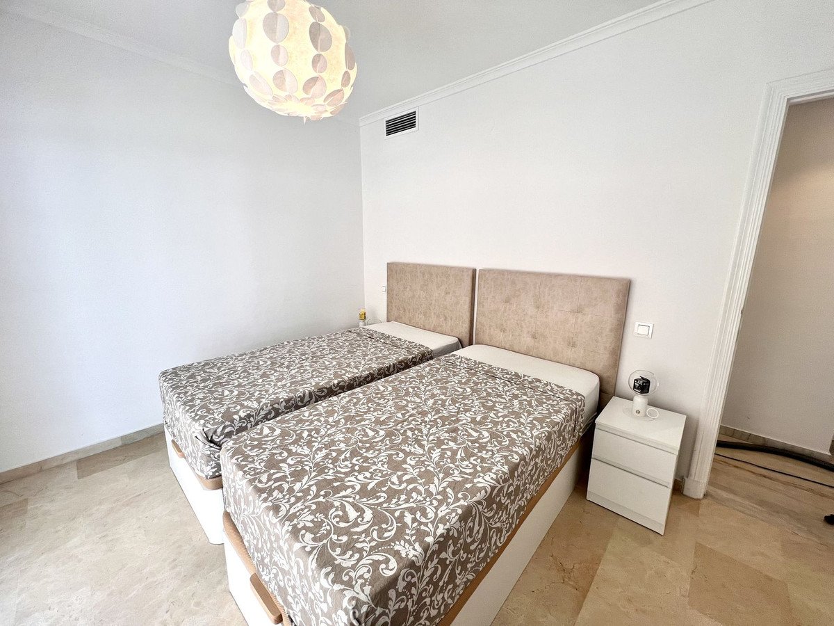 3 Bed Middle Floor Apartment in Fuengirola