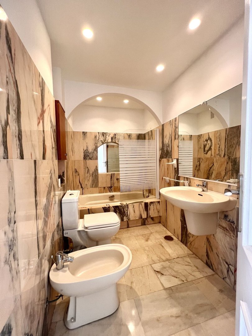 3 Bed Middle Floor Apartment in Fuengirola
