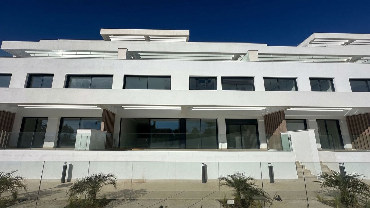 3 Bed Duplex in Estepona