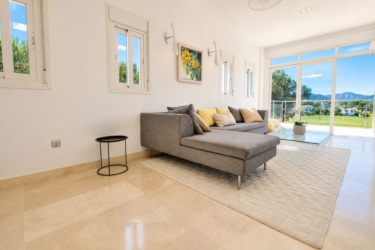 4 Bed Detached Villa in La Cala Golf