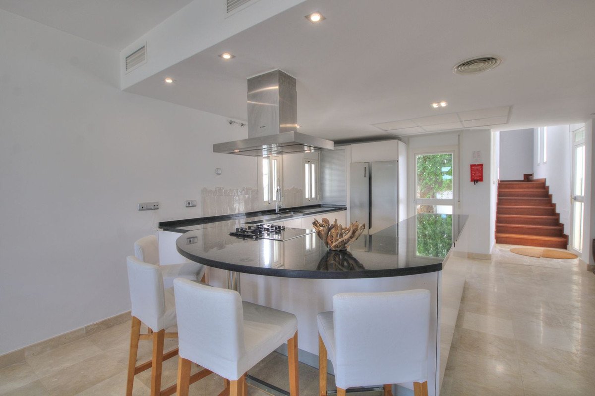 4 Bed Detached Villa in La Cala Golf