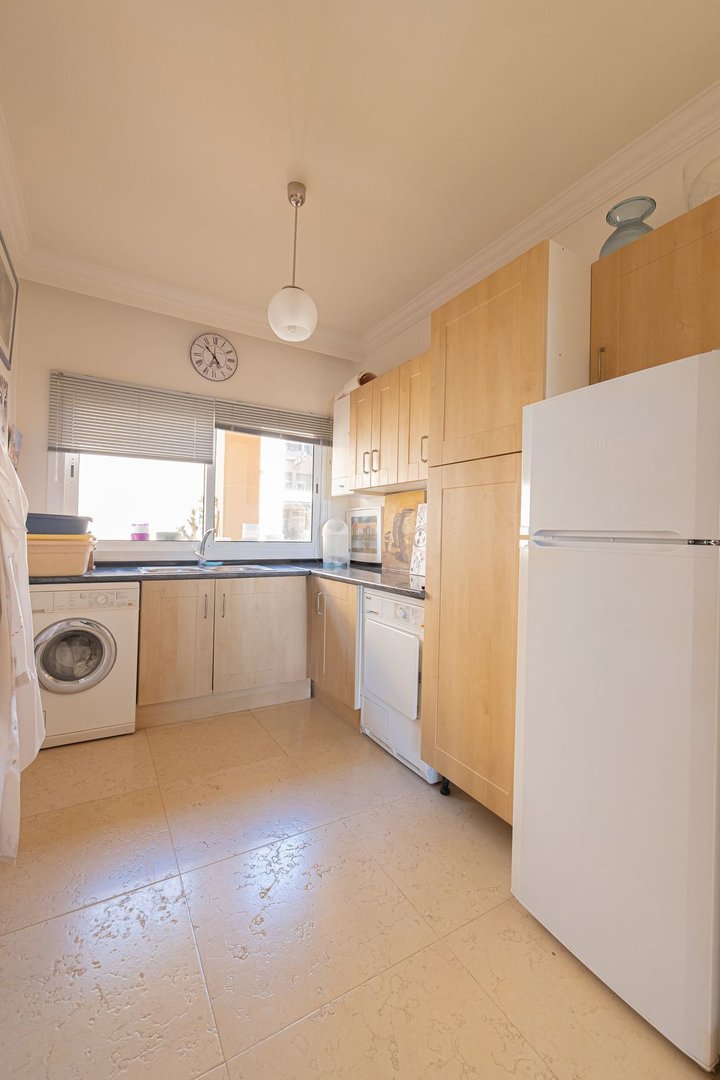 3 Bed Middle Floor Apartment in Nueva Andalucía