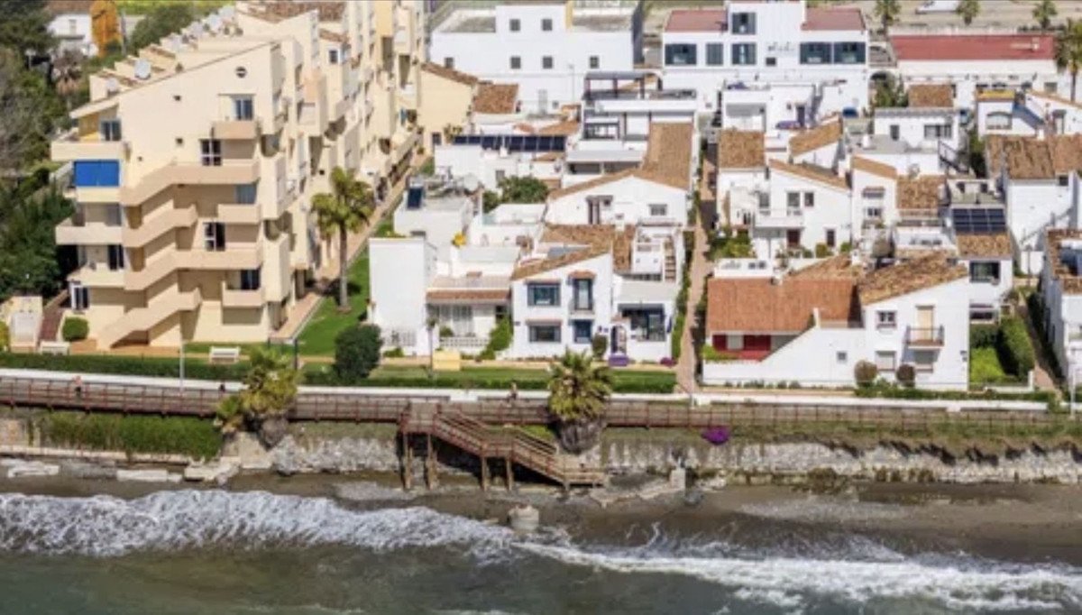 3 Bed Townhouse in Estepona