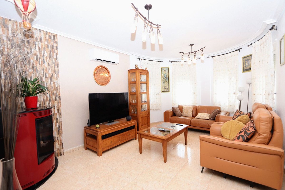 3 Bed Detached Villa in Sucina