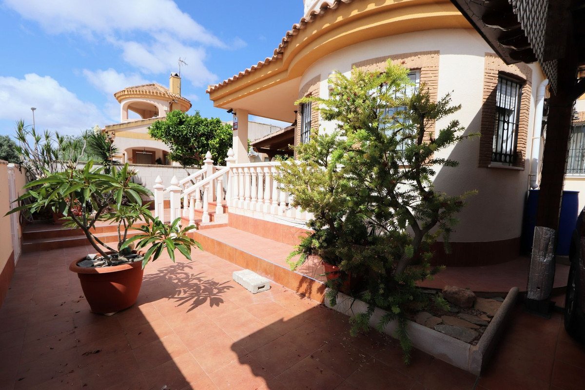 3 Bed Detached Villa in Sucina
