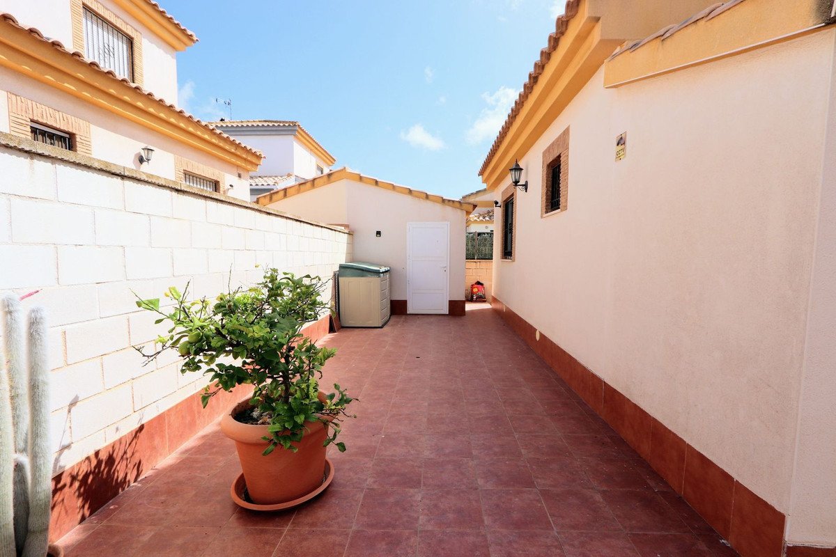 3 Bed Detached Villa in Sucina