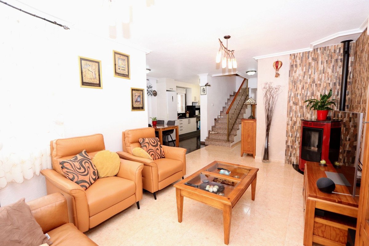 3 Bed Detached Villa in Sucina