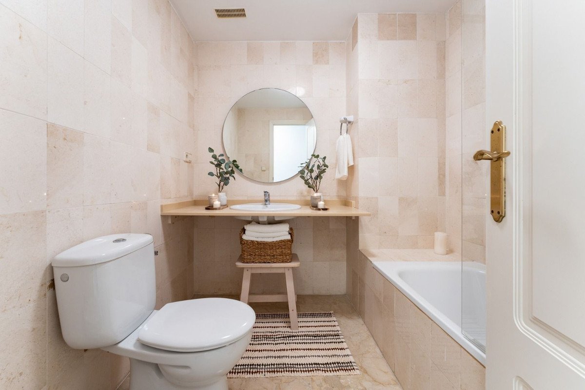 3 Bed Ground Floor Apartment in Estepona