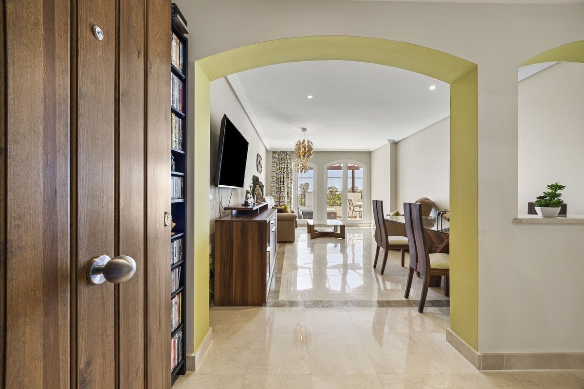 3 Bed Penthouse Duplex in Los Arqueros