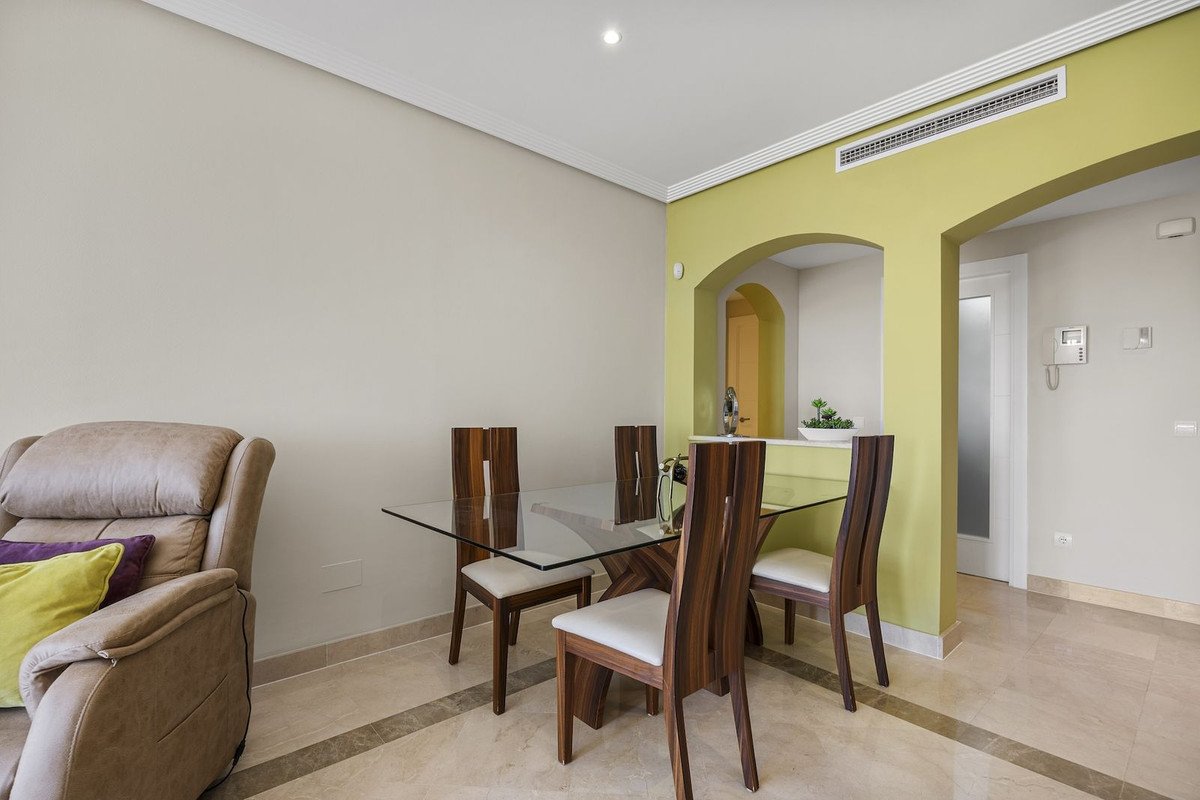3 Bed Penthouse Duplex in Los Arqueros