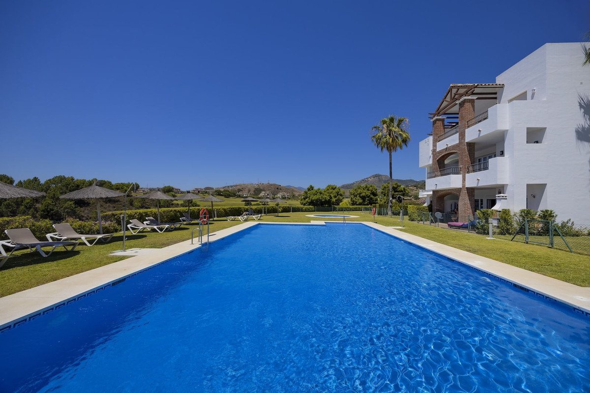 3 Bed Penthouse Duplex in Los Arqueros
