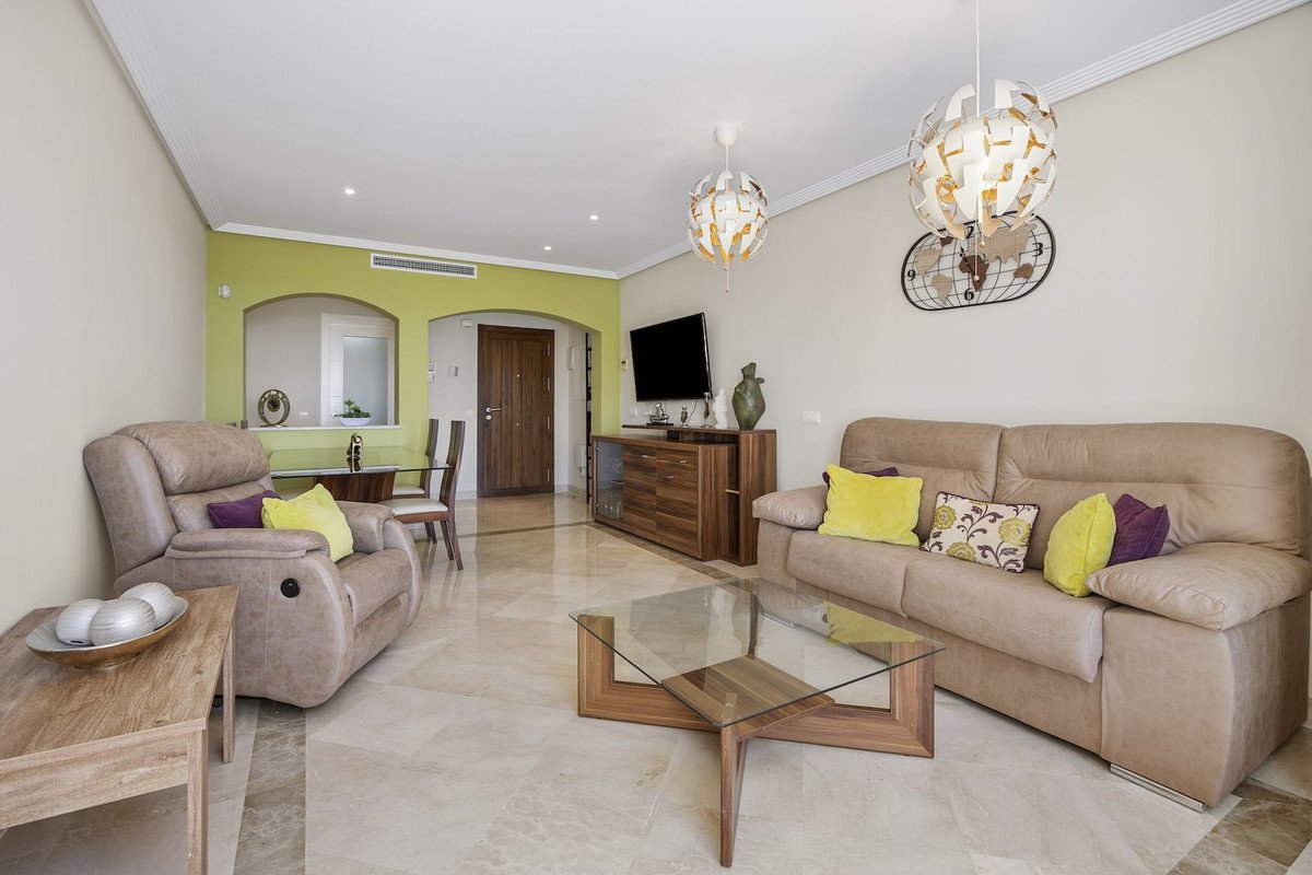 3 Bed Penthouse Duplex in Los Arqueros