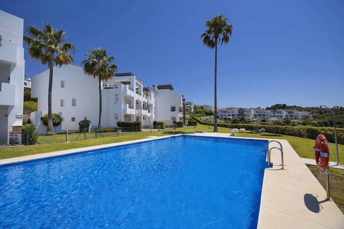 3 Bed Penthouse Duplex in Los Arqueros