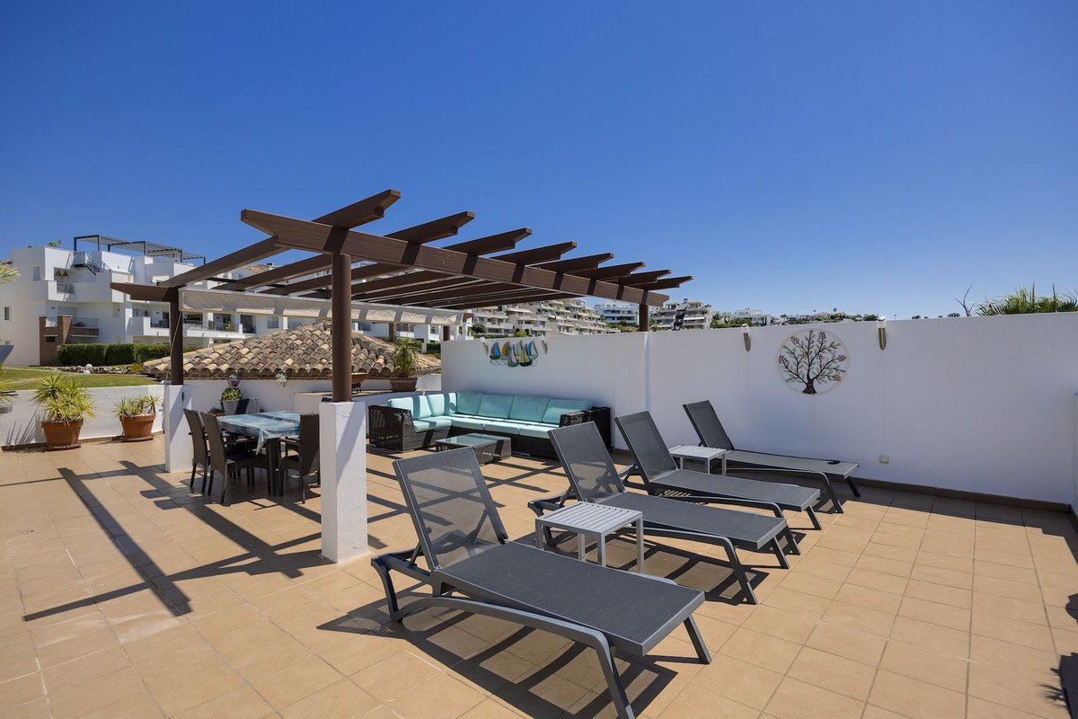 3 Bed Penthouse Duplex in Los Arqueros