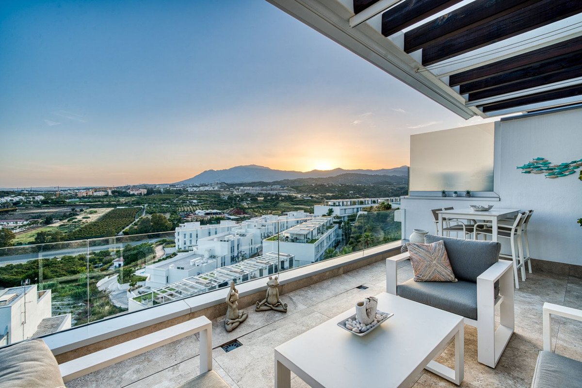 2 Bed Penthouse in Estepona