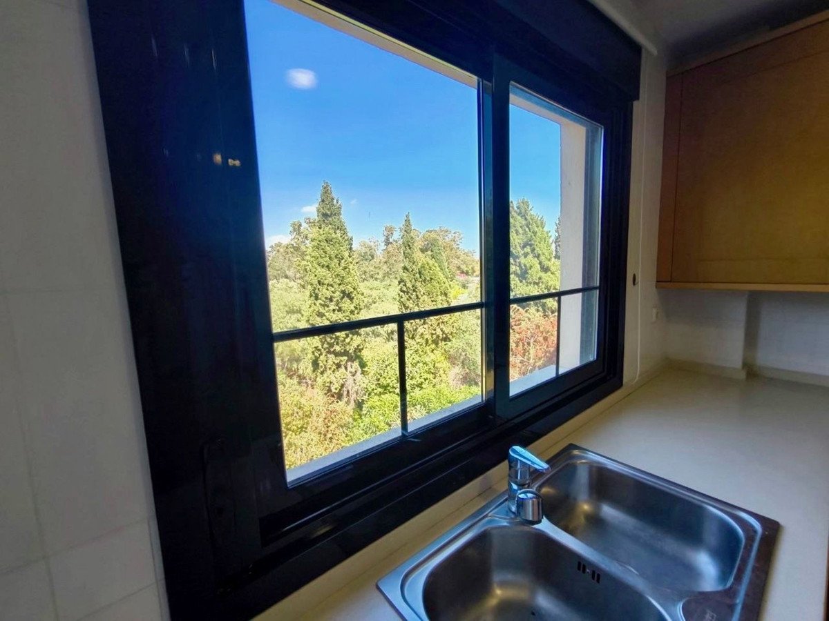 2 Bed Penthouse in Puerto Banús