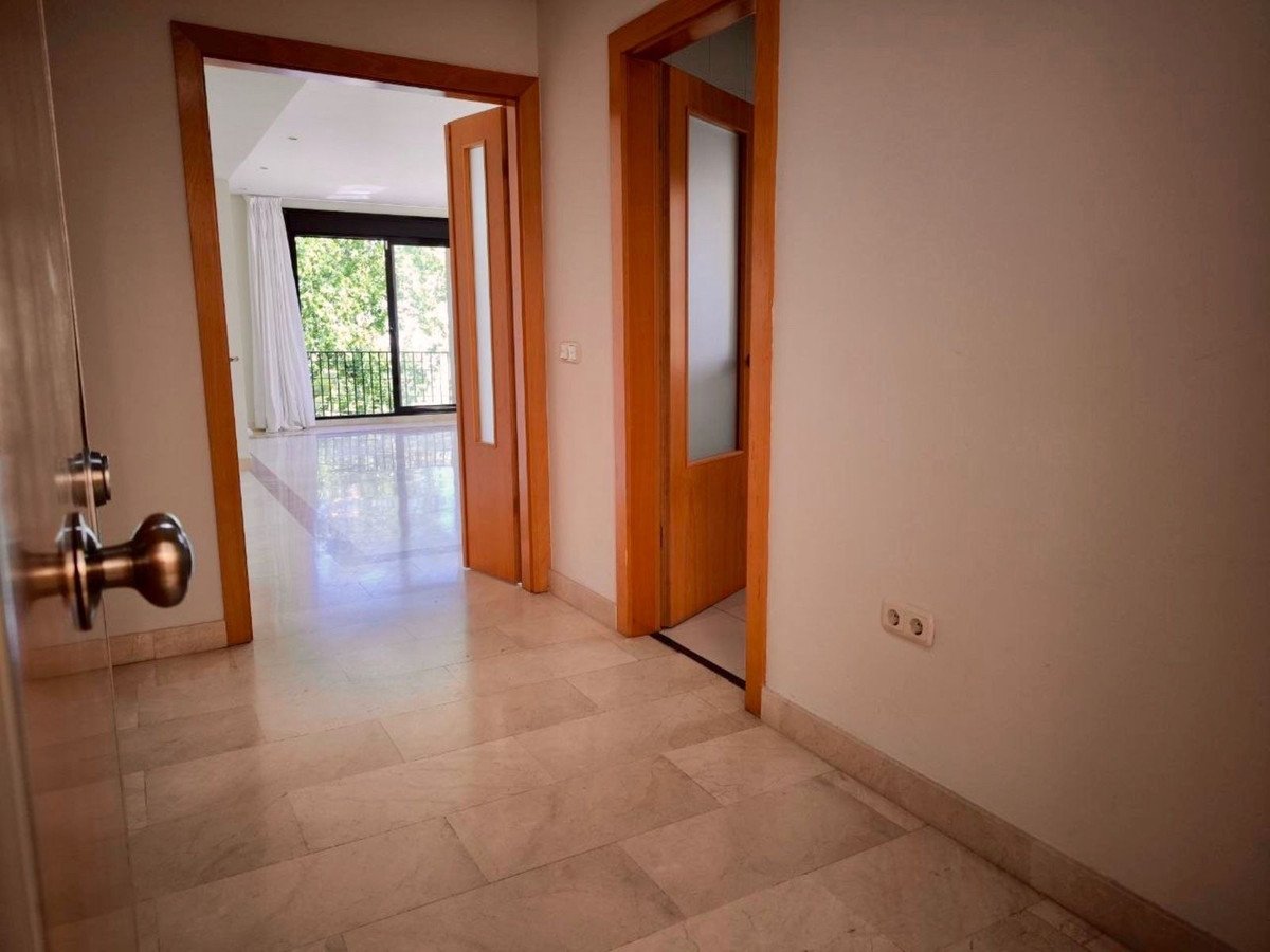 2 Bed Penthouse in Puerto Banús