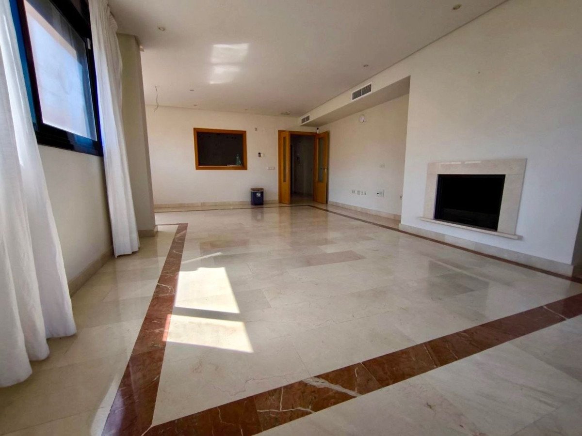 2 Bed Penthouse in Puerto Banús
